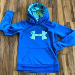 LN youth Under Armour hooded sweatshirt with large logo size XS.